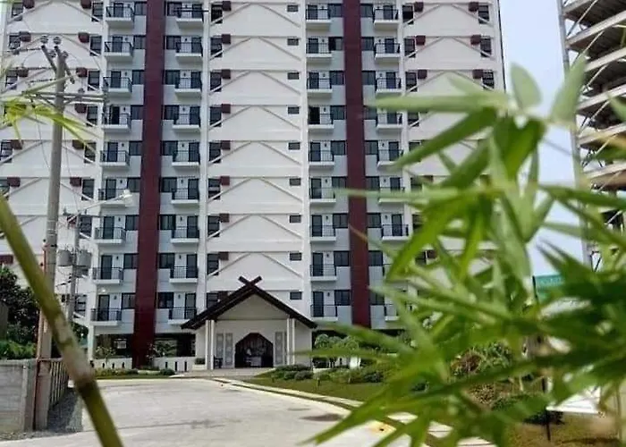 Sky High Royal Ocean Crest Mactan マクタン
