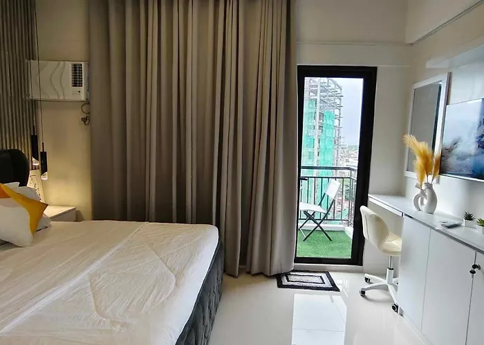 Sky High Royal Ocean Crest Mactan アパート *